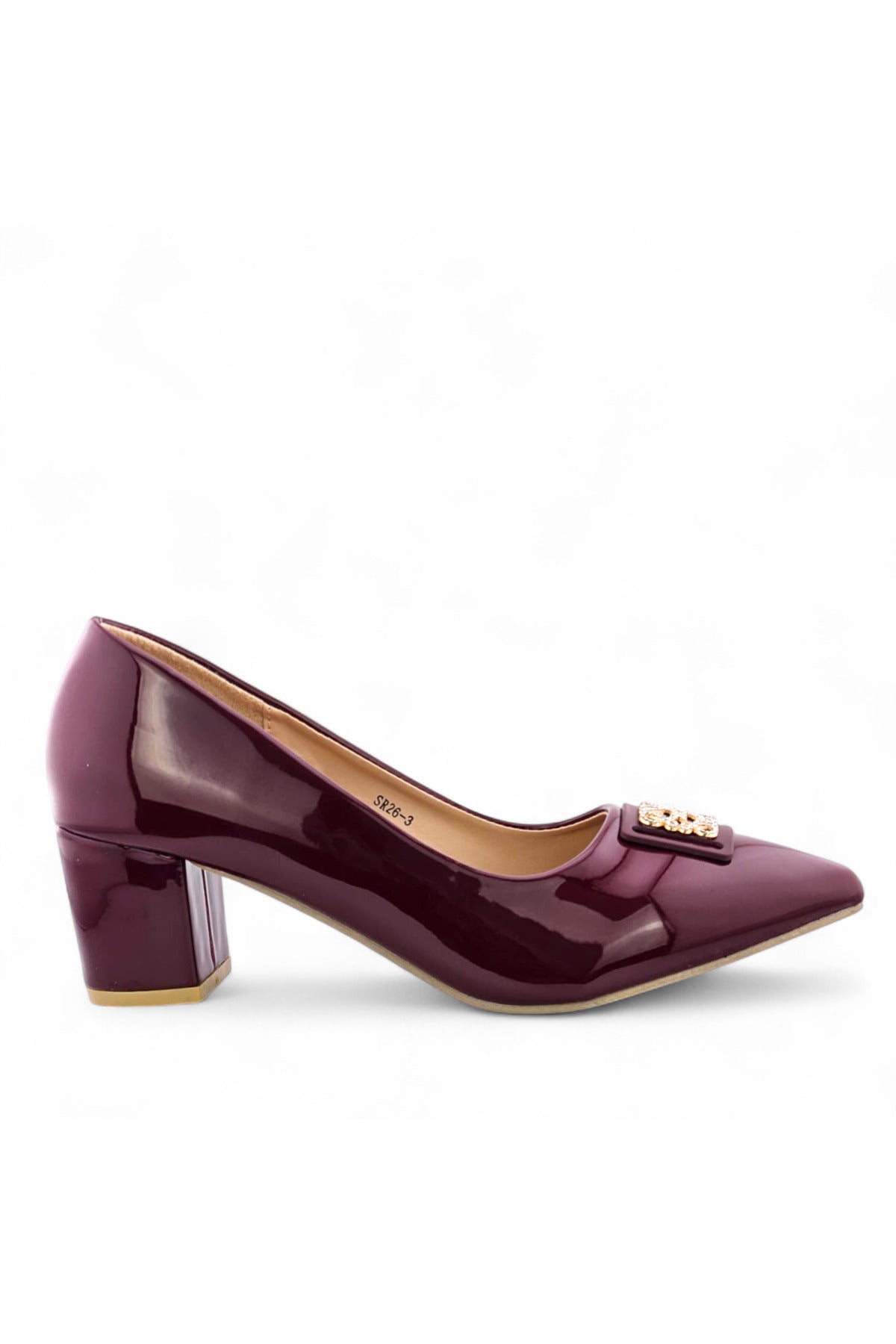 Maroon الصورة الرئيسية