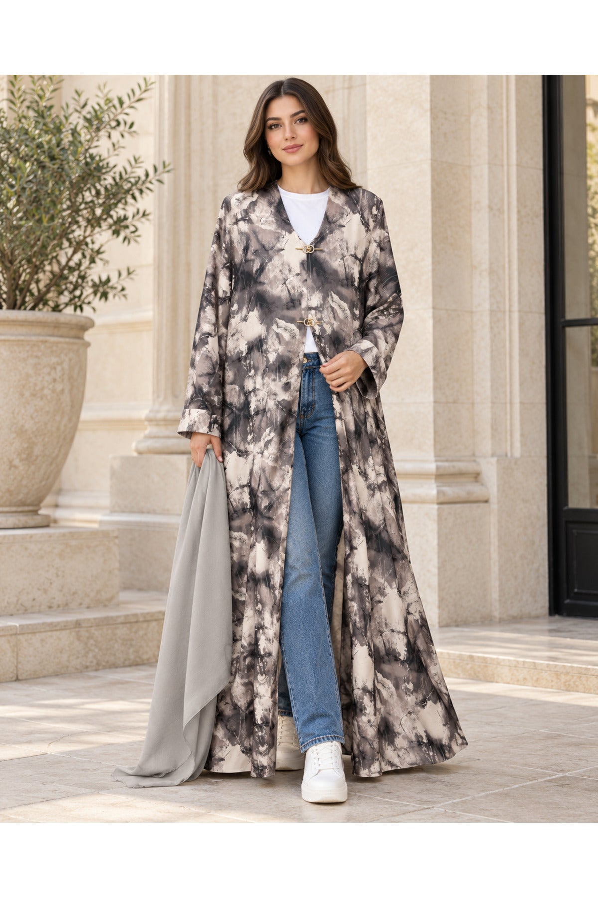كافالي عباية بنقشة تجريدية | ABAYA-7527 الصورة الثانوية