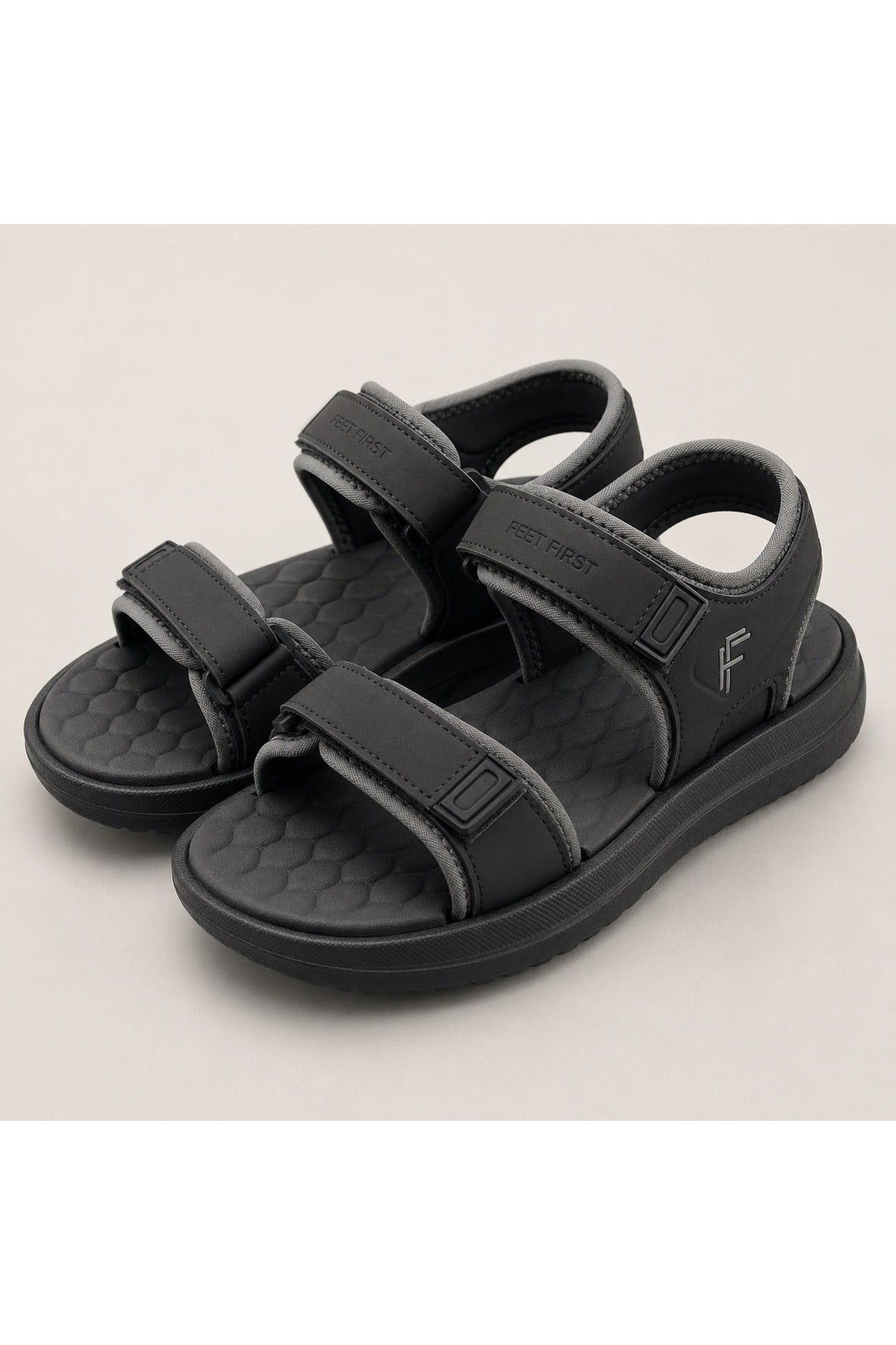 Dark Grey / Black الصورة الرئيسية
