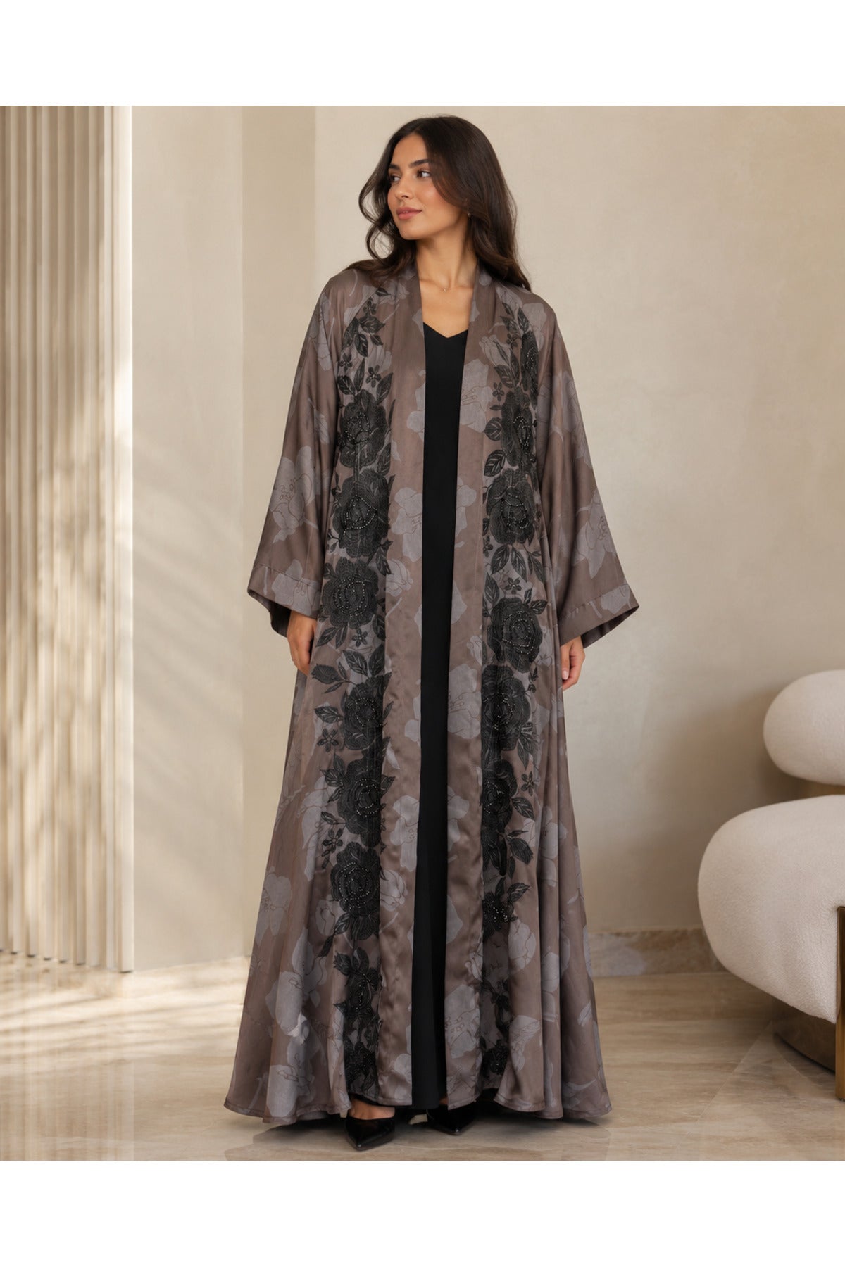 Taupe الصورة الرئيسية