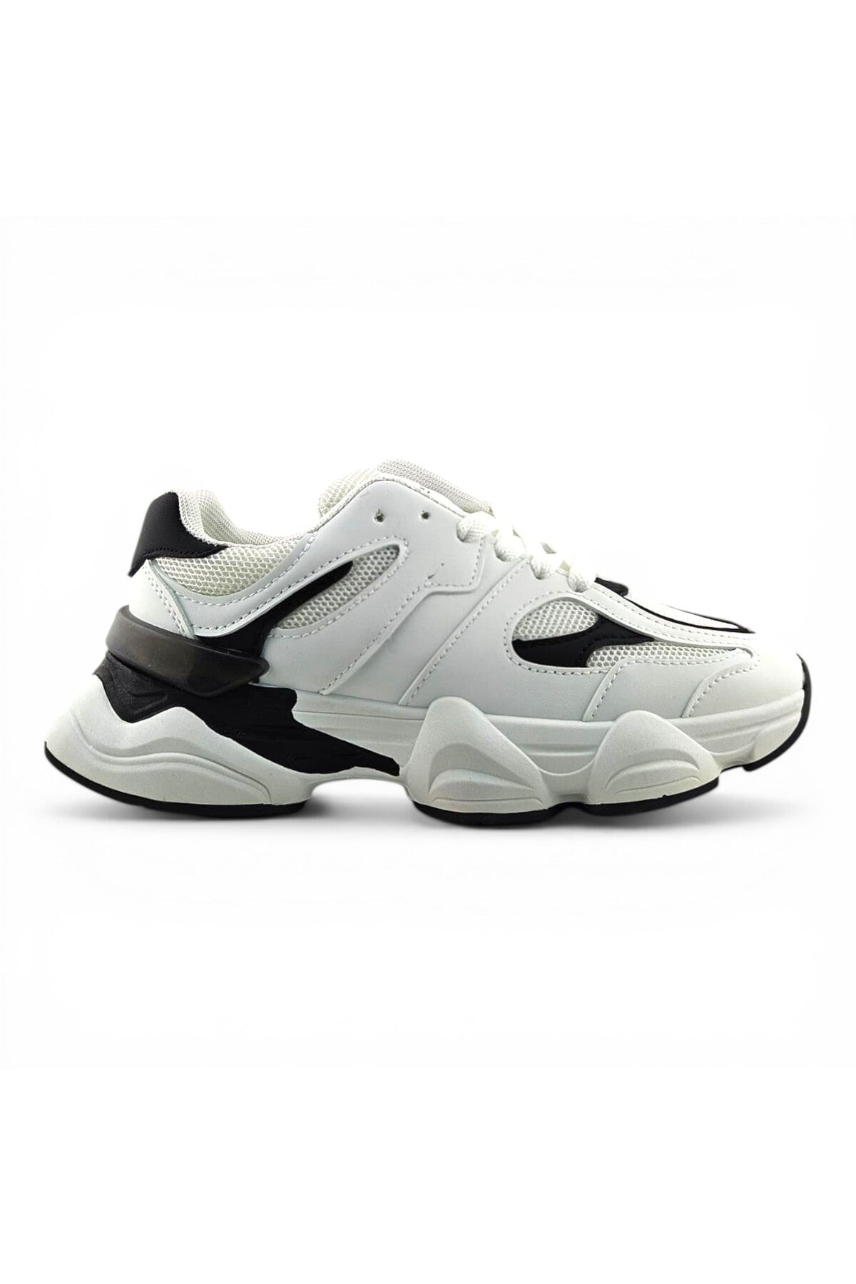 White / Black الصورة الرئيسية