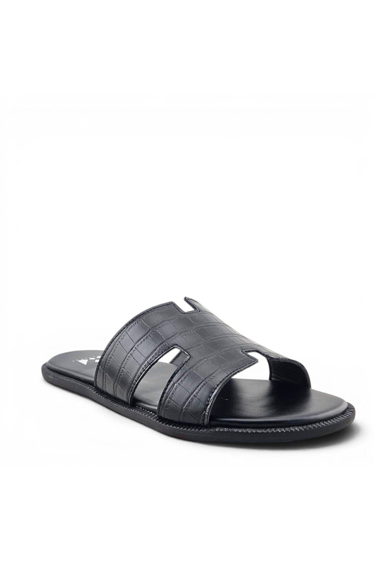 Black الصورة الرئيسية