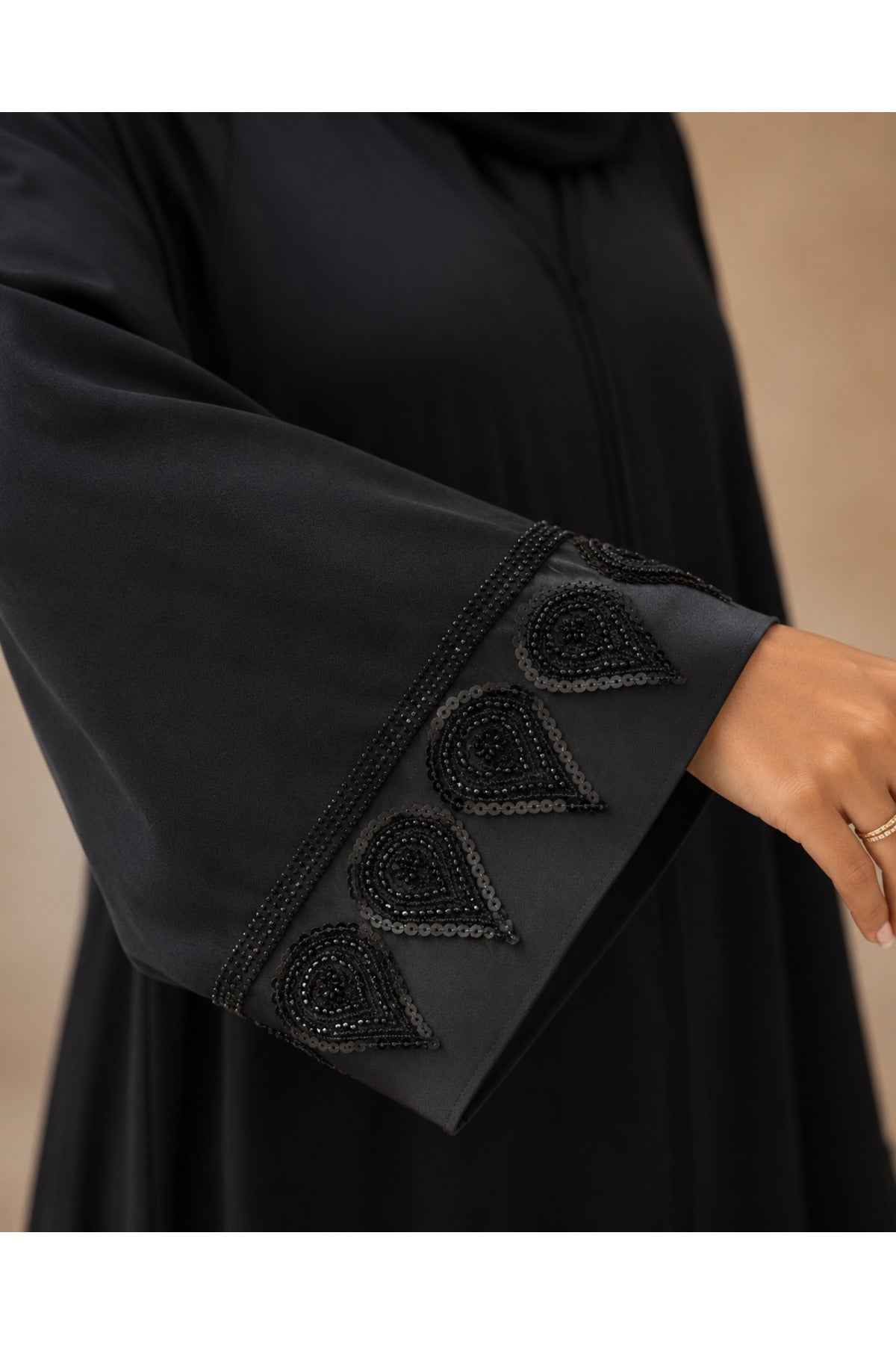 كافالي عباية مزين | ABAYA-5442 الصورة الثانوية