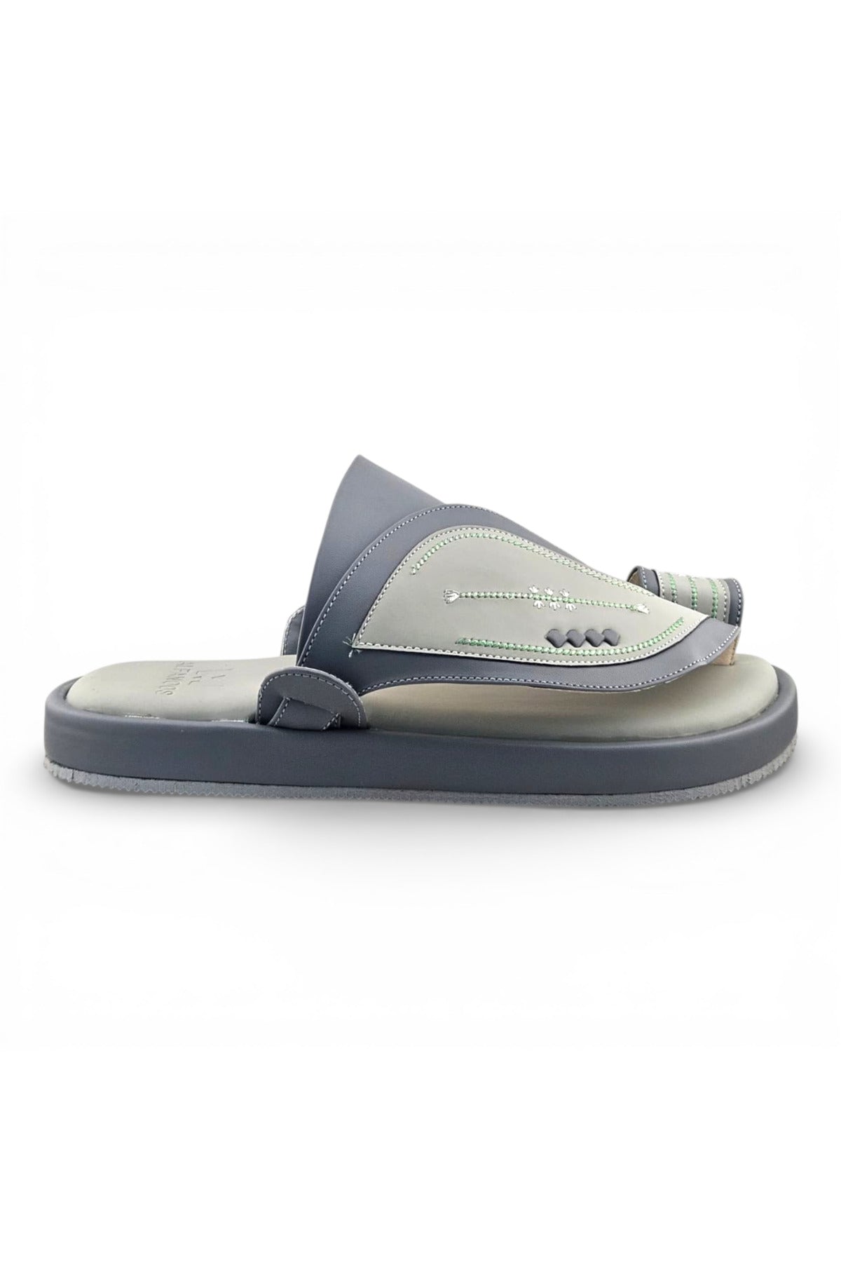 Al Fanoos Traditional Comfort Arabic Sandals for Men | 9002 Secondary image