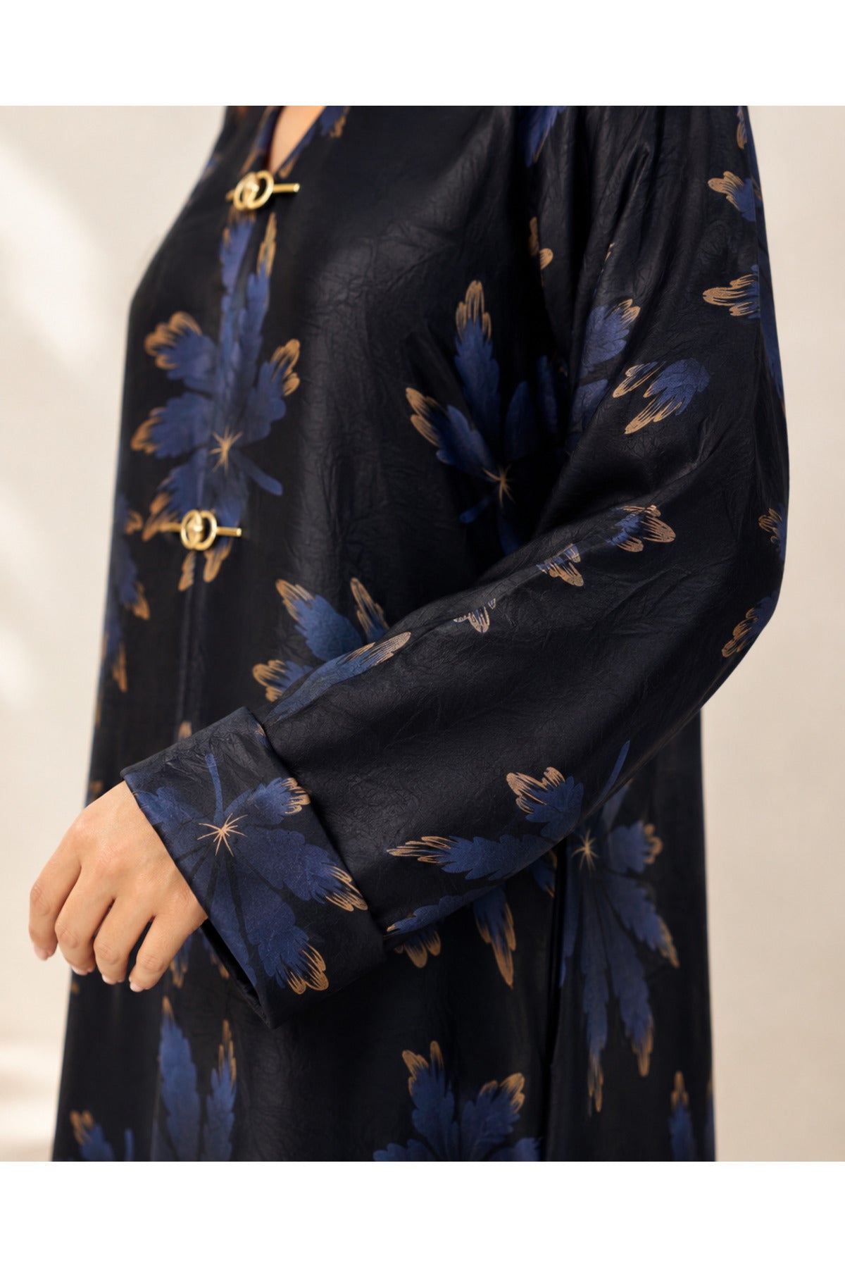 Black / Navy