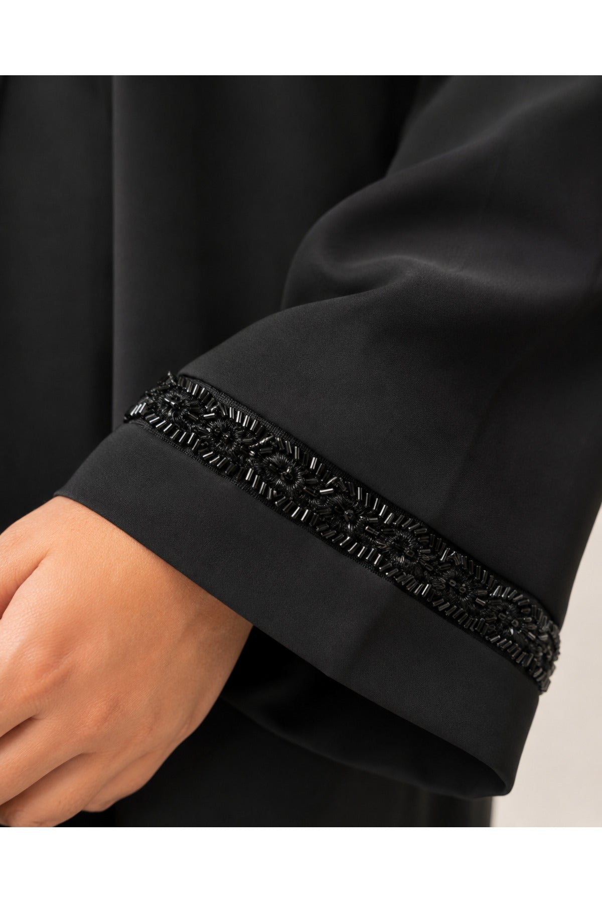 كافالي عباية بمقدمة مطرزة بالخرز | ABAYA-4734 الصورة الثانوية