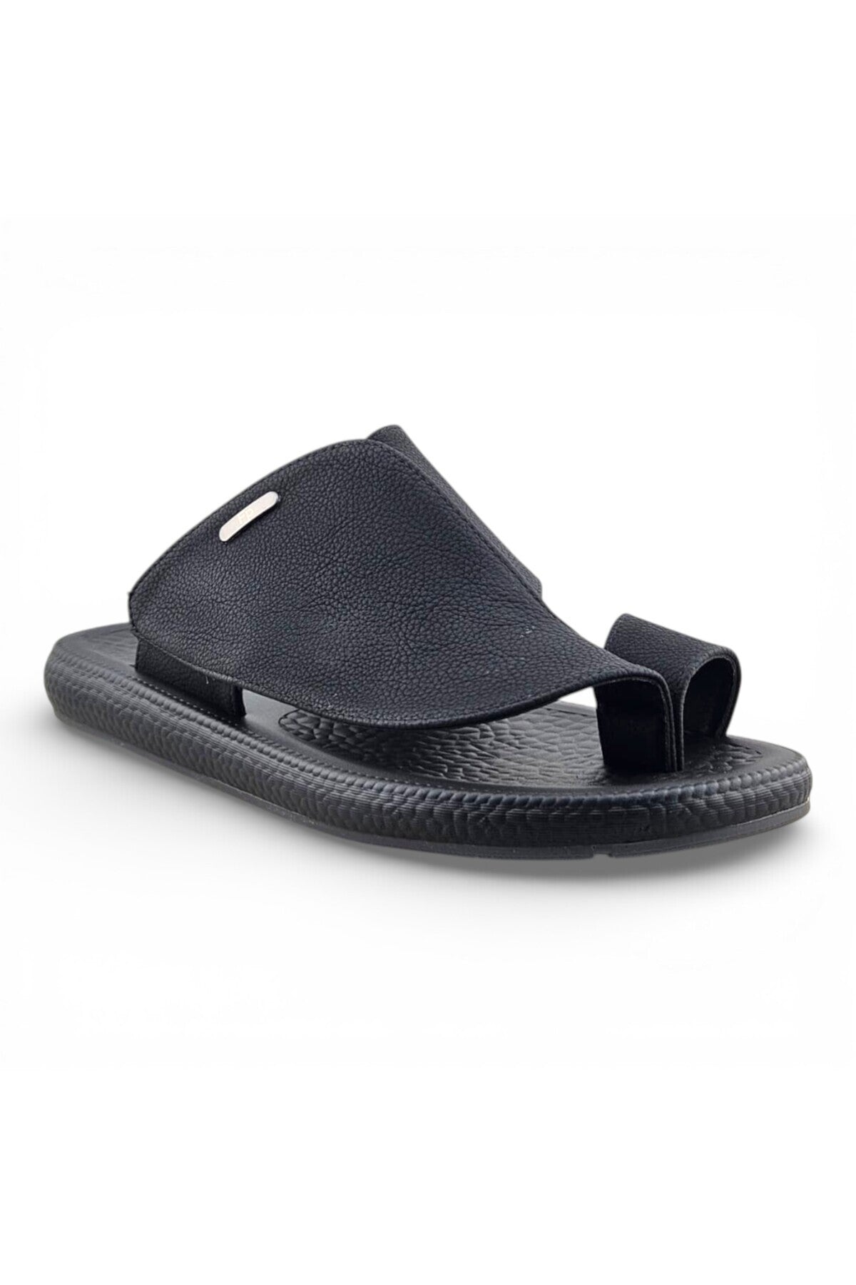 Black الصورة الرئيسية