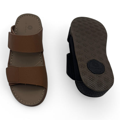 Al Hadaf: Al Raheel Comfort Sandals l H2502810