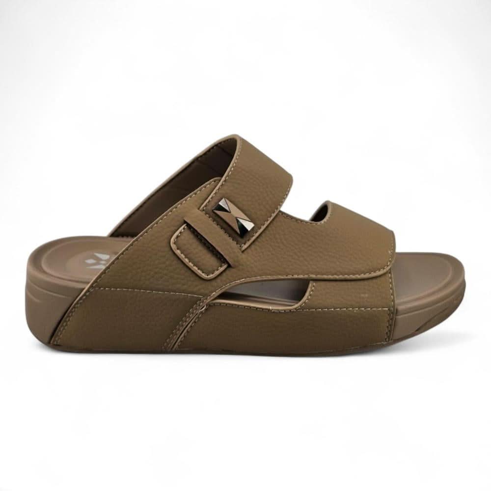 Khaki الصورة الرئيسية